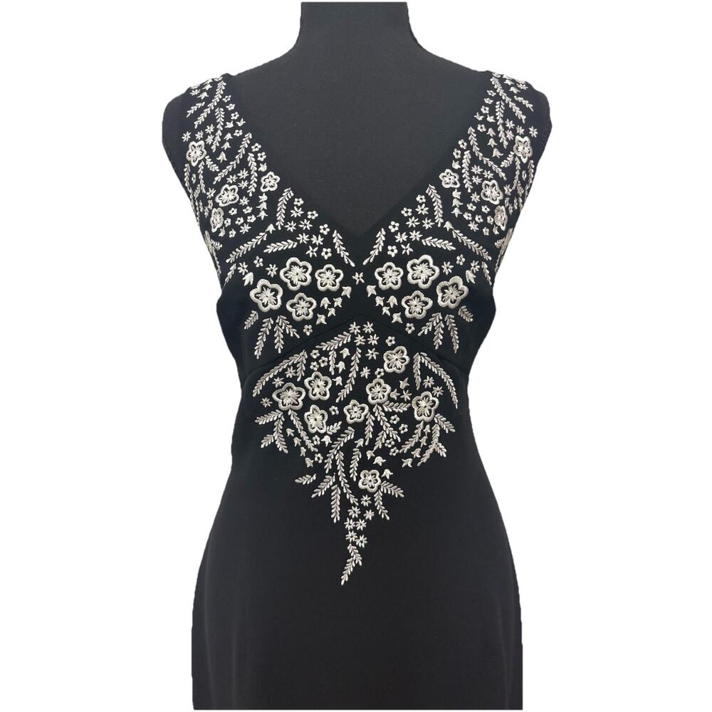 Maggy London Black Embroidered Floral Sleeveless Maxi Dress Size 10 - Picture 5 of 10
